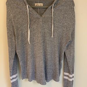 Women’s Hollister hoodie